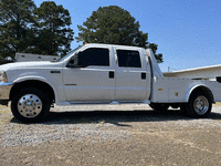 Image 2 of 6 of a 2001 FORD F-550 F SUPER DUTY