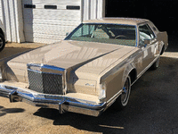 Image 1 of 8 of a 1979 LINCOLN CONTINENTAL