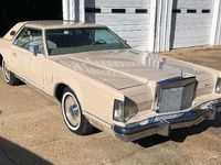 Image 2 of 8 of a 1979 LINCOLN CONTINENTAL