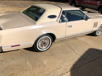 Image 3 of 8 of a 1979 LINCOLN CONTINENTAL