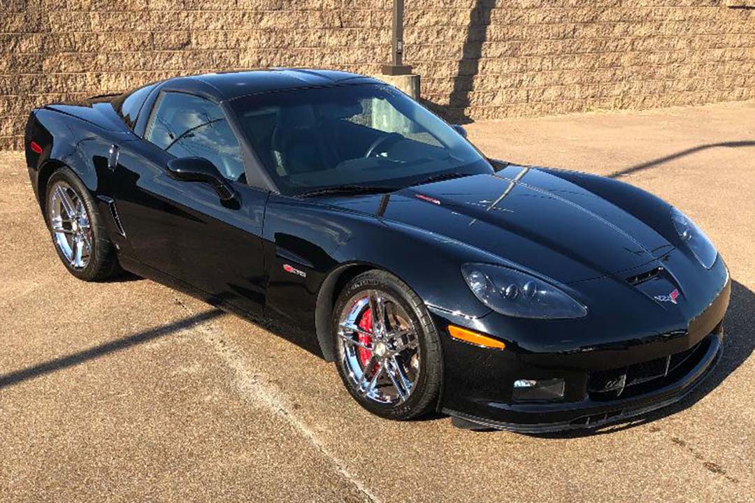 1st Image of a 2007 CHEVROLET CORVETTE Z06