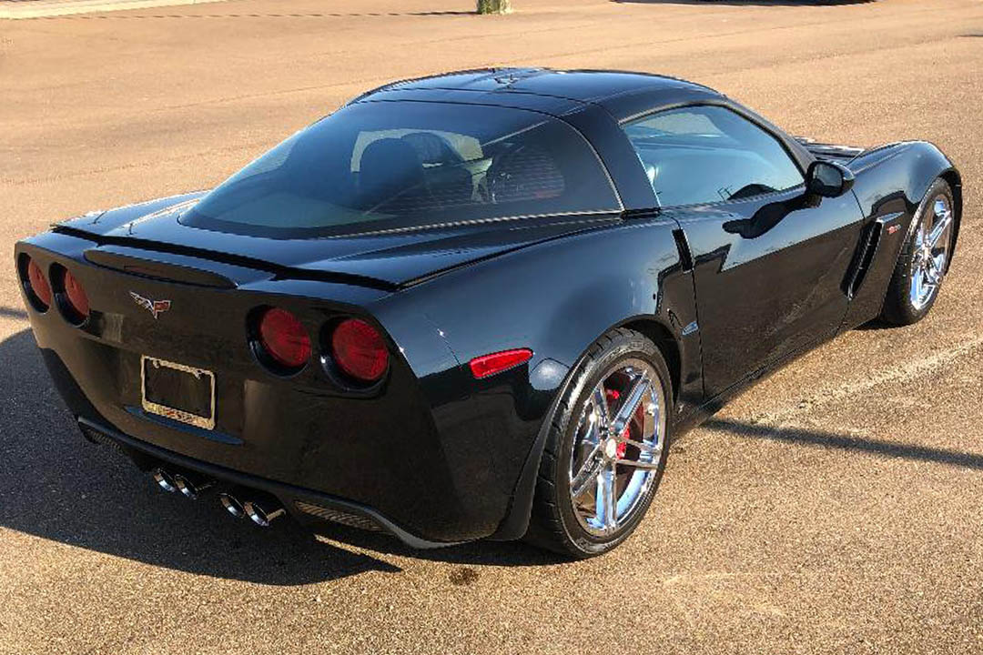 2nd Image of a 2007 CHEVROLET CORVETTE Z06