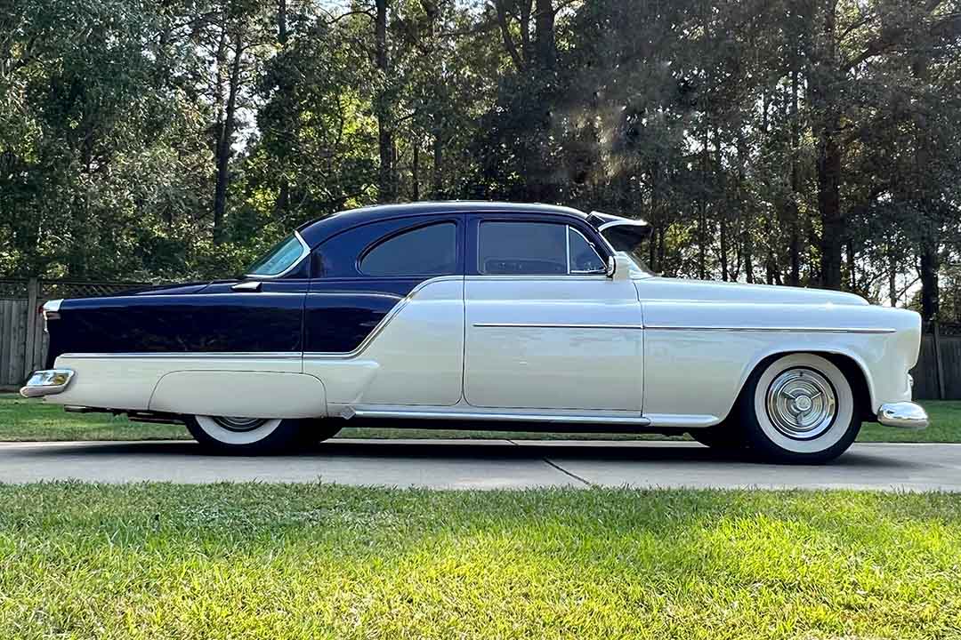 2nd Image of a 1953 OLDSMOBILE 98