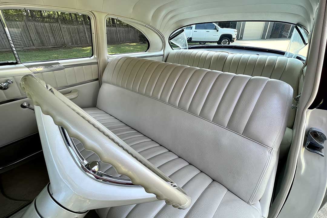 7th Image of a 1953 OLDSMOBILE 98