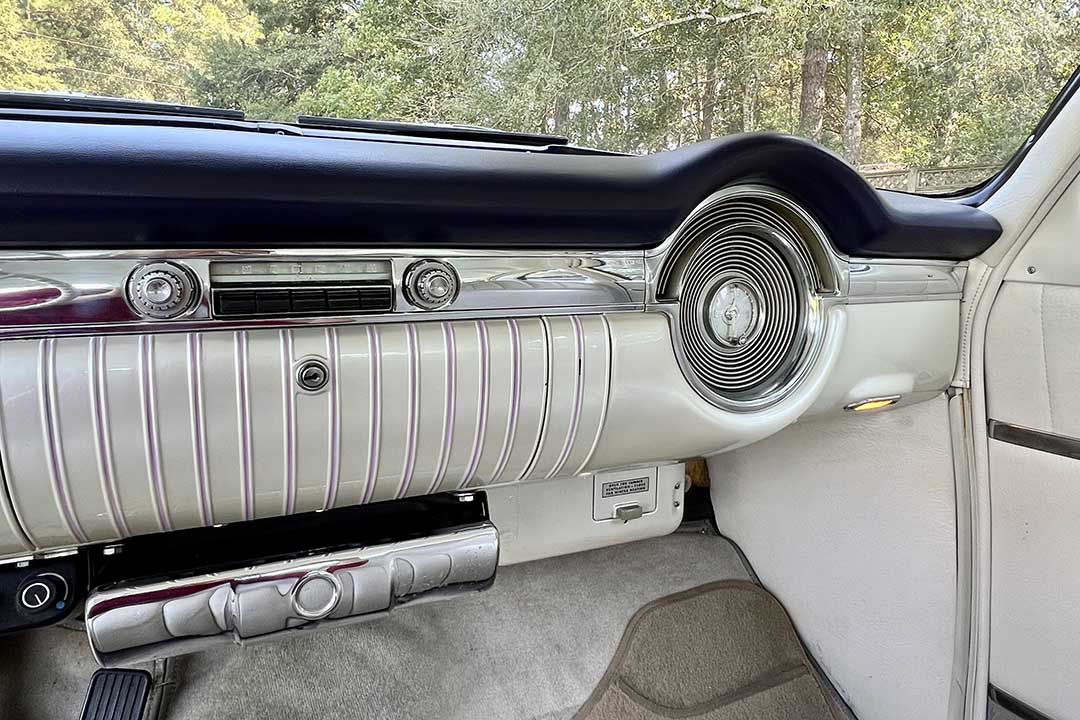 11th Image of a 1953 OLDSMOBILE 98