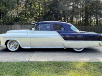Image 2 of 17 of a 1953 OLDSMOBILE 98