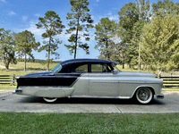 Image 15 of 17 of a 1953 OLDSMOBILE 98