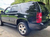 Image 3 of 11 of a 2014 CHEVROLET TAHOE LS