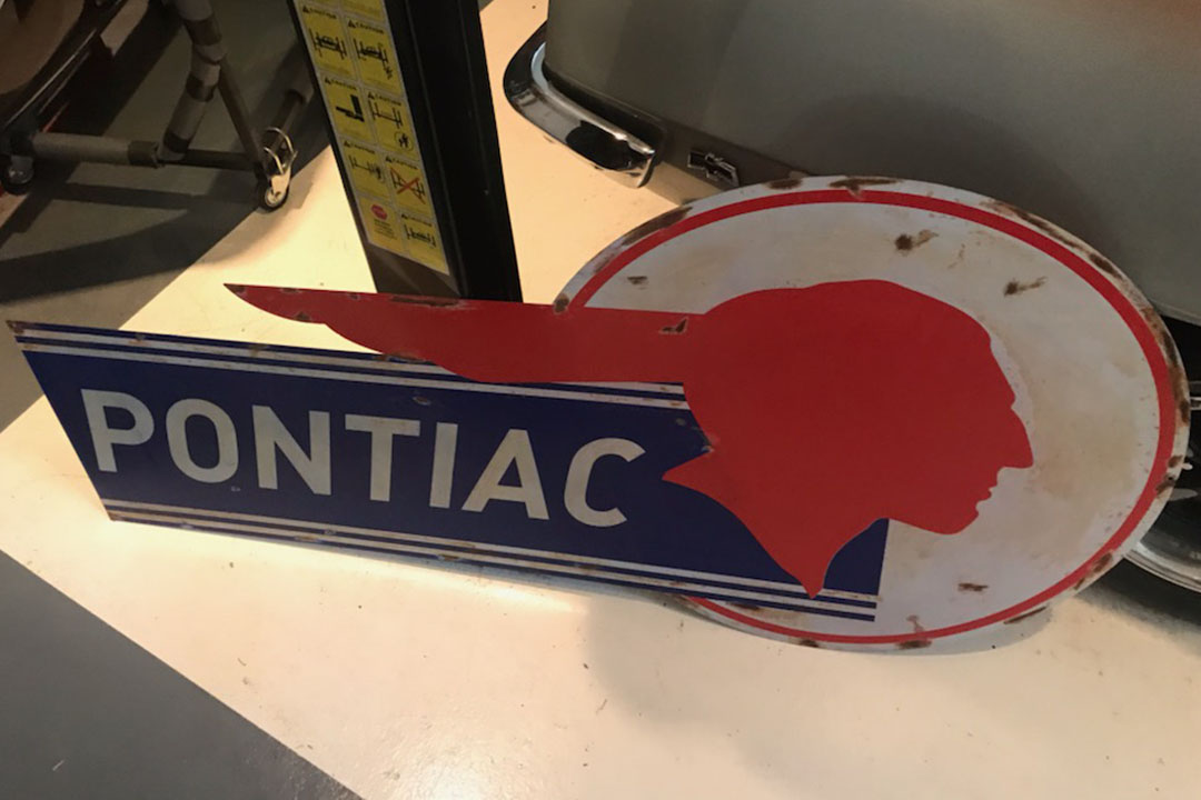 0th Image of a N/A PONTIAC INDIAN SIGN