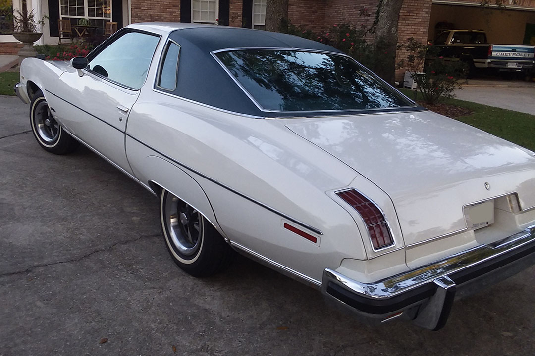 2nd Image of a 1975 PONTIAC GRAND LEMANS