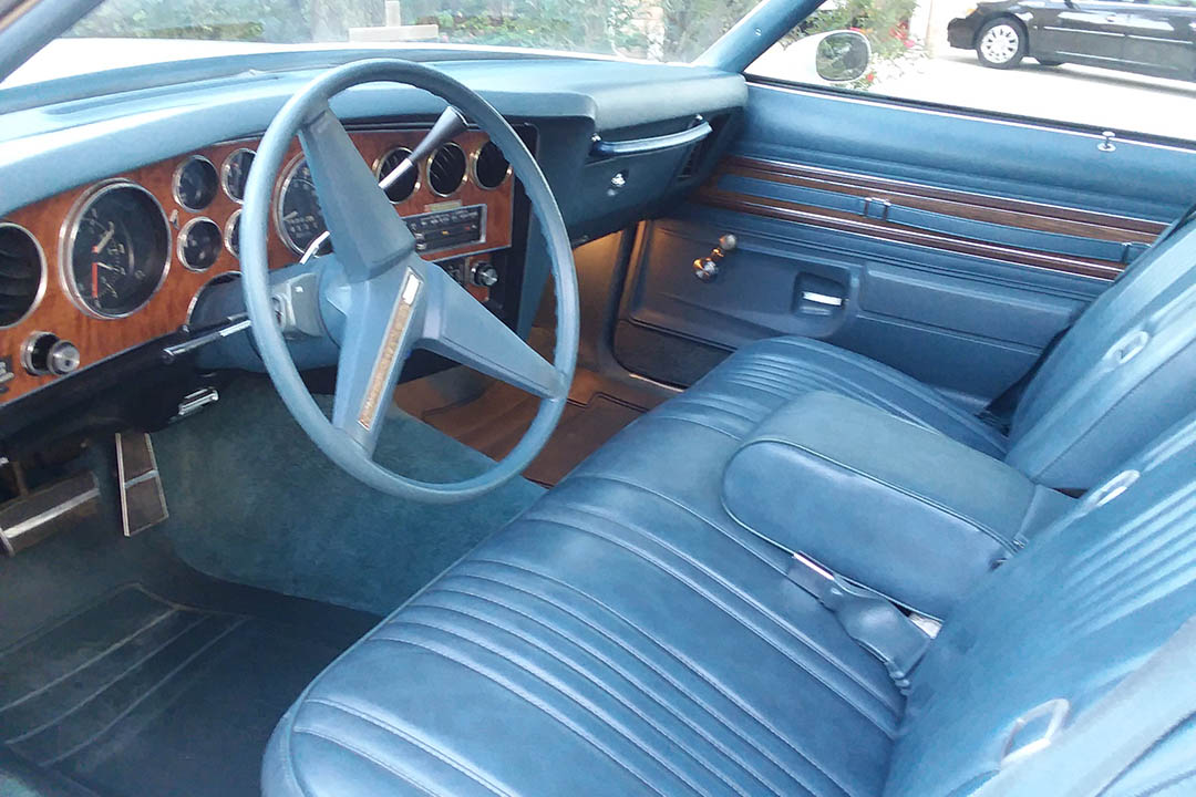 4th Image of a 1975 PONTIAC GRAND LEMANS