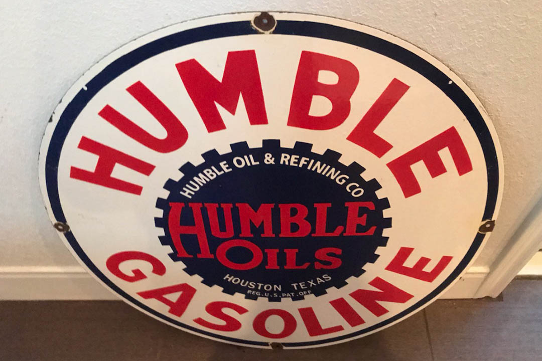 0th Image of a N/A HUMBLE OILS GASOLINE