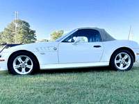 Image 1 of 7 of a 2000 BMW Z3 ROADSTER