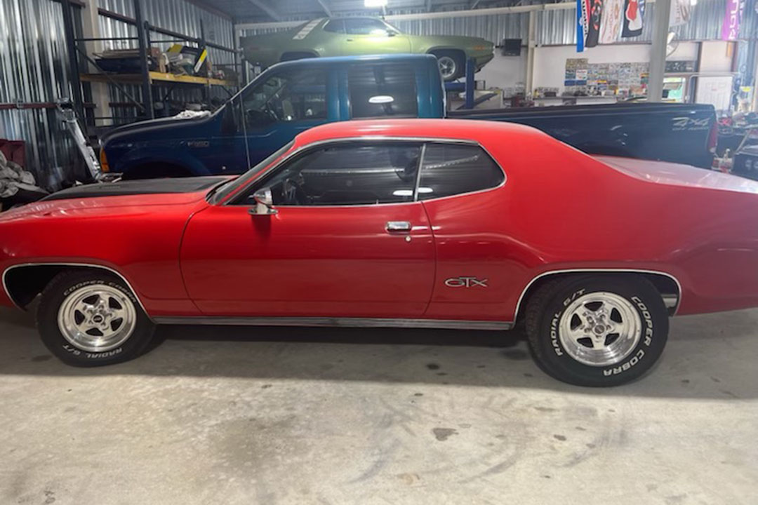 1st Image of a 1971 PLYMOUTH GTX ROADRUNNER