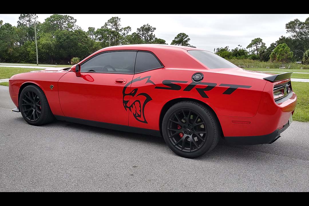 3rd Image of a 2009 DODGE CHALLENGER SRT-8