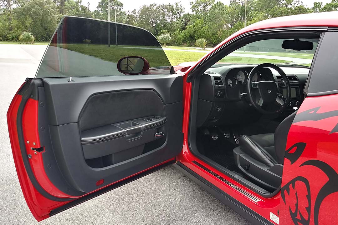 10th Image of a 2009 DODGE CHALLENGER SRT-8