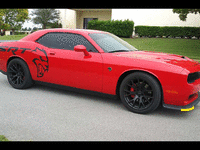 Image 5 of 24 of a 2009 DODGE CHALLENGER SRT-8