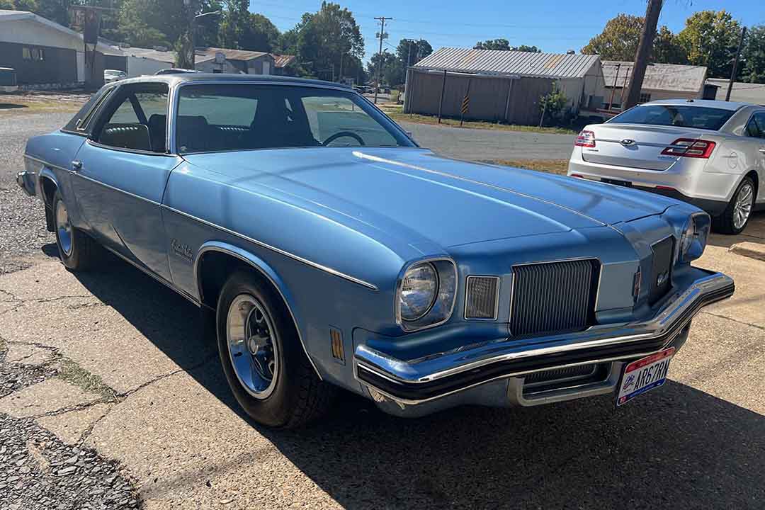 1st Image of a 1974 OLDSMOBILE CUTLASS