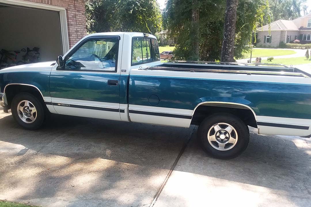 3rd Image of a 1990 CHEVROLET C1500