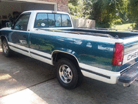 Image 3 of 6 of a 1990 CHEVROLET C1500
