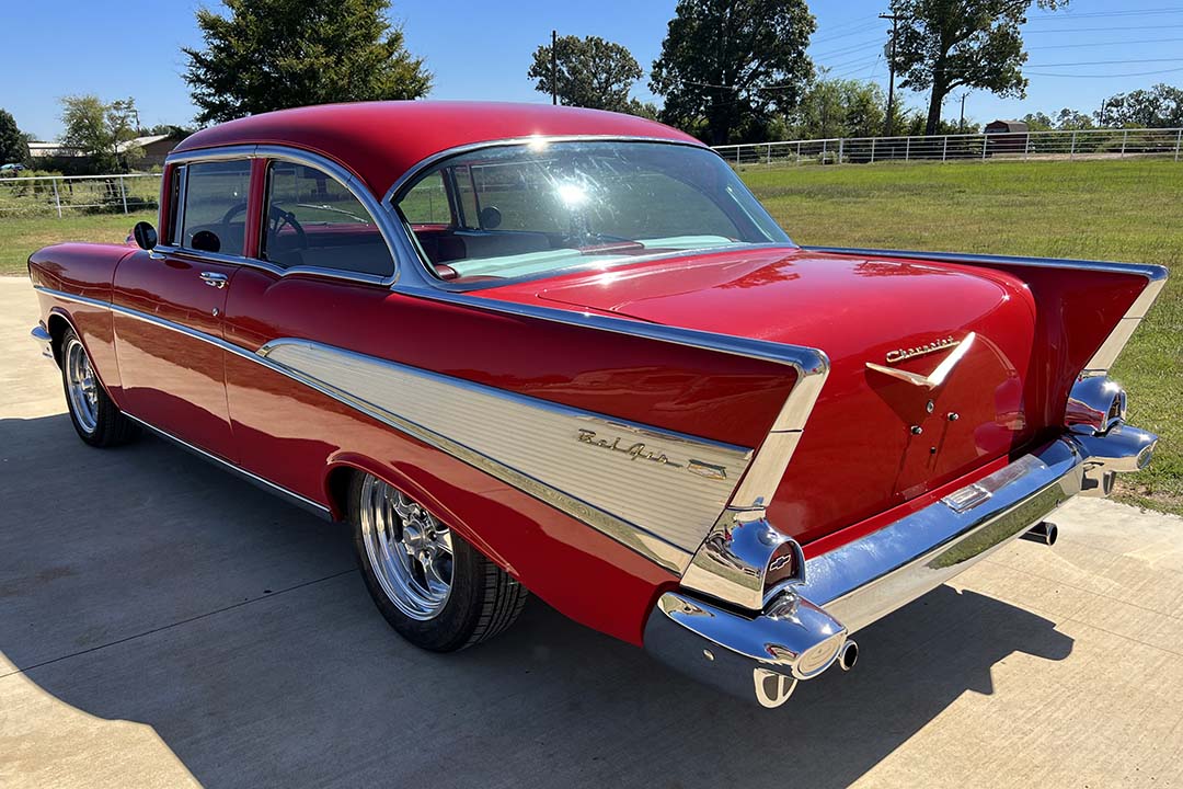 2nd Image of a 1957 CHEVROLET BEL AIR