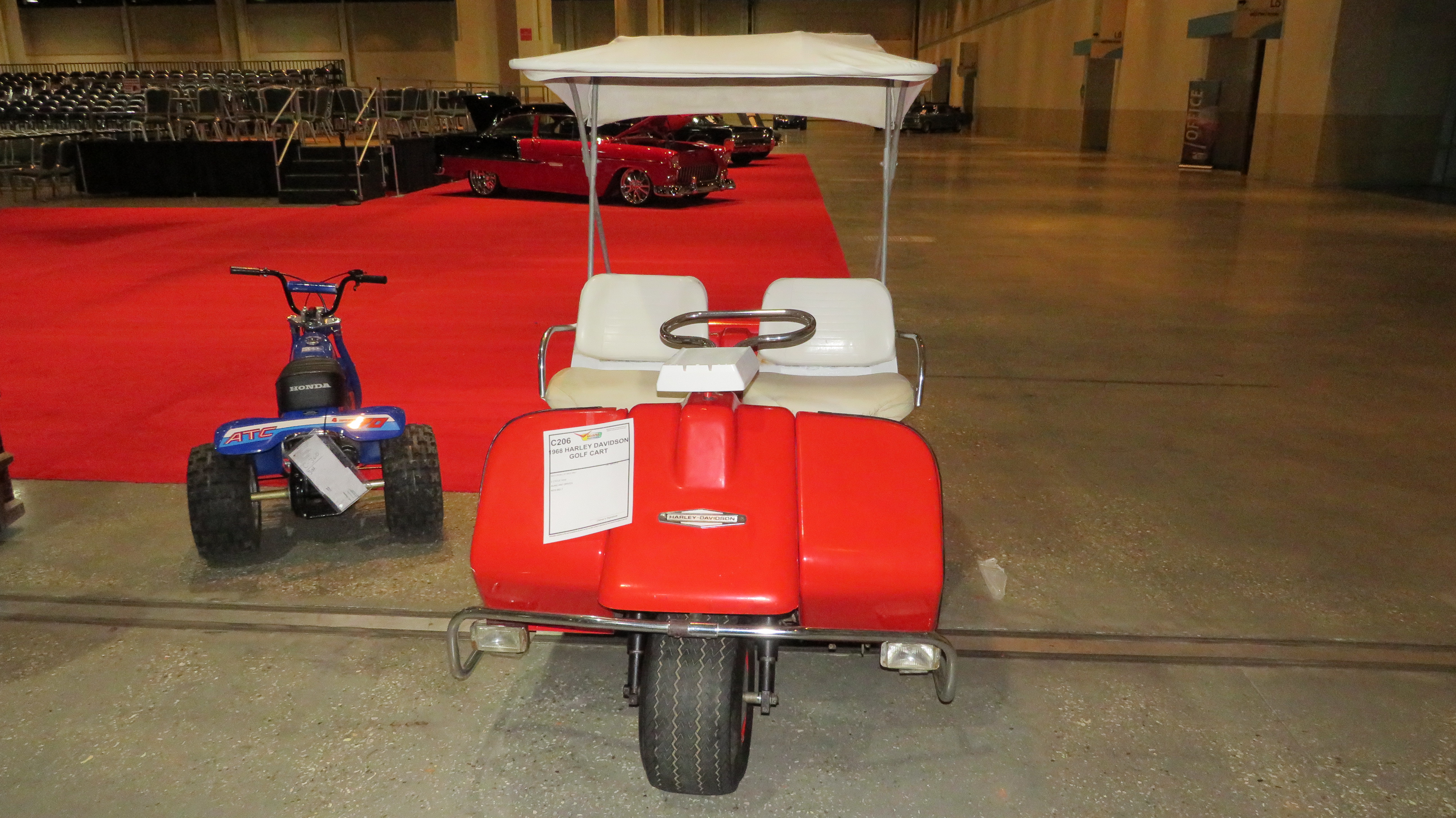 2nd Image of a 1968 HARLEY DAVIDSON GOLF CART