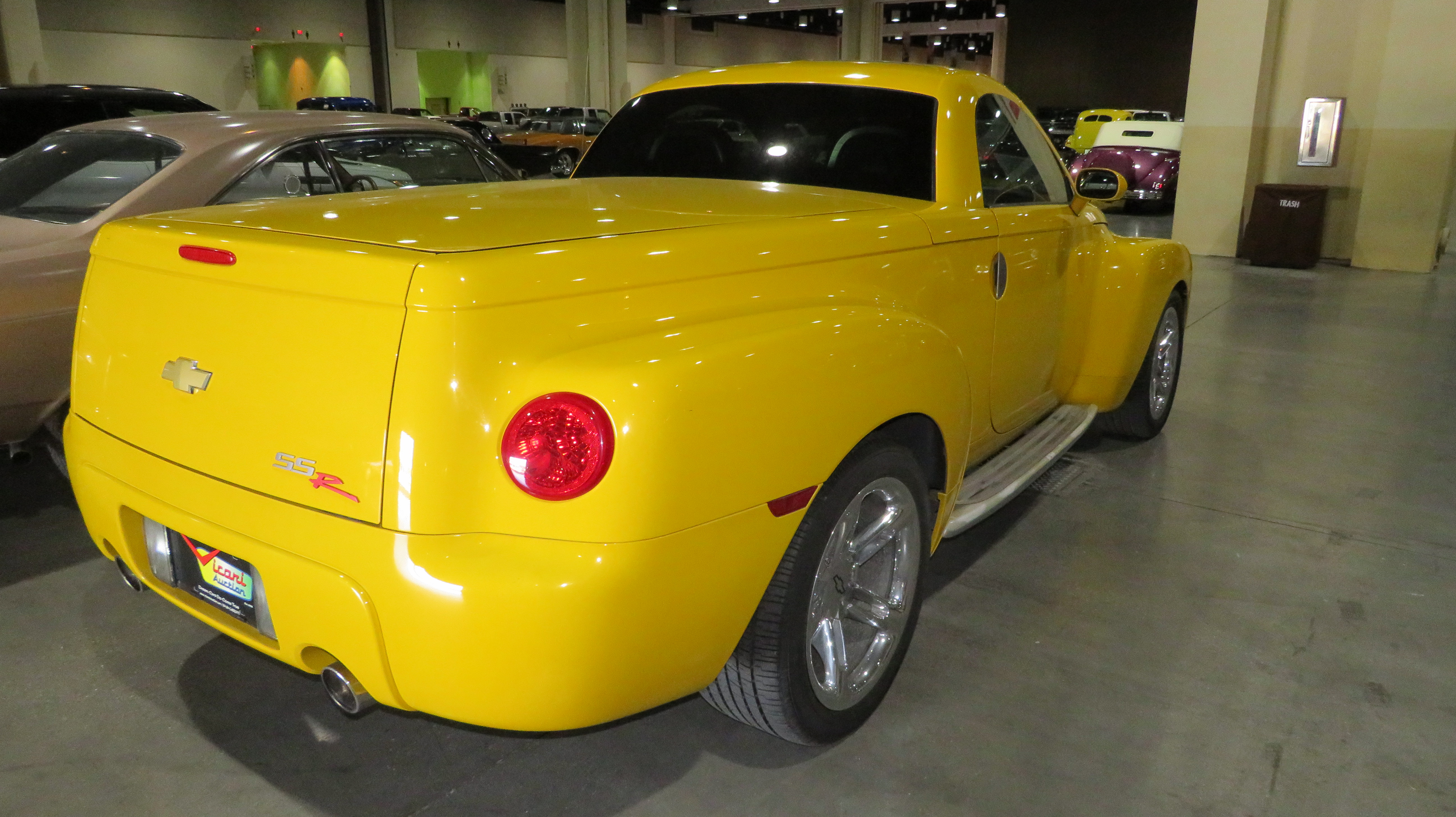 1st Image of a 2004 CHEVROLET SSR LS