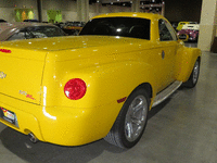 Image 2 of 12 of a 2004 CHEVROLET SSR LS