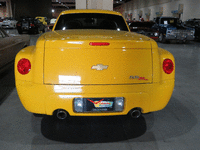 Image 5 of 12 of a 2004 CHEVROLET SSR LS