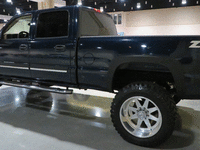 Image 2 of 15 of a 2005 CHEVROLET SILVERADO 1500HD