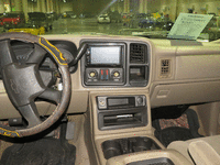 Image 6 of 15 of a 2005 CHEVROLET SILVERADO 1500HD