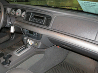 Image 6 of 10 of a 2004 MERCURY MARAUDER