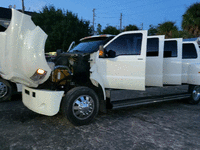 Image 2 of 8 of a 2005 FORD F-650 F SUPER DUTY
