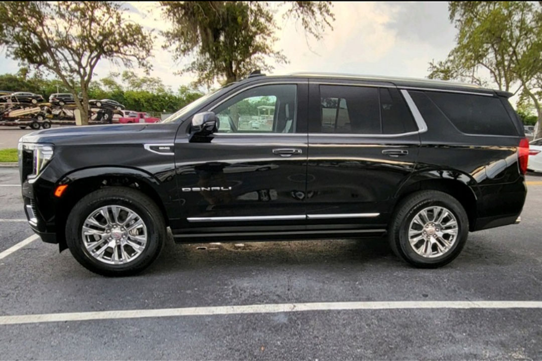 1st Image of a 2022 GMC YUKON DENALI