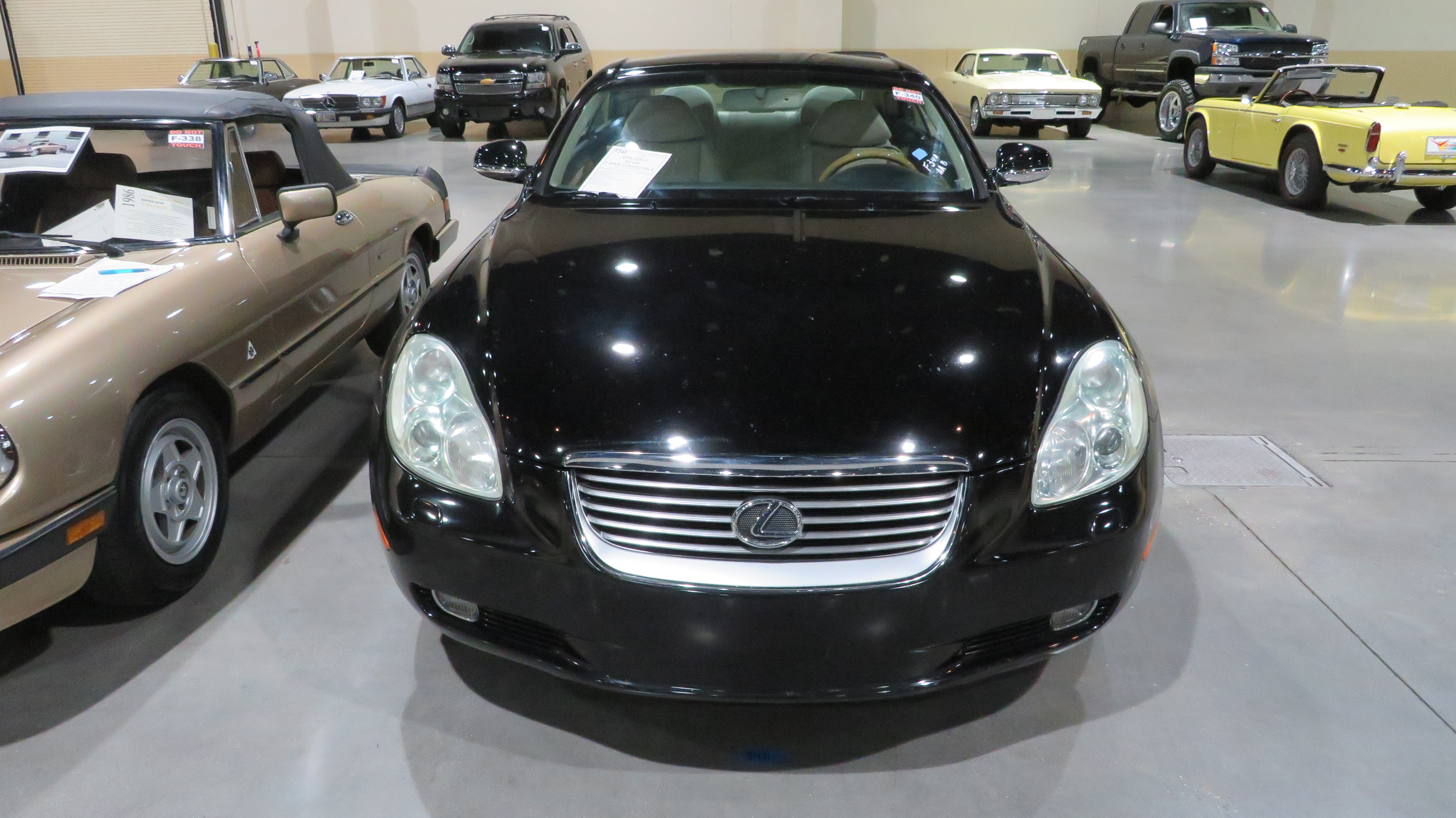 3rd Image of a 2005 LEXUS SC 430