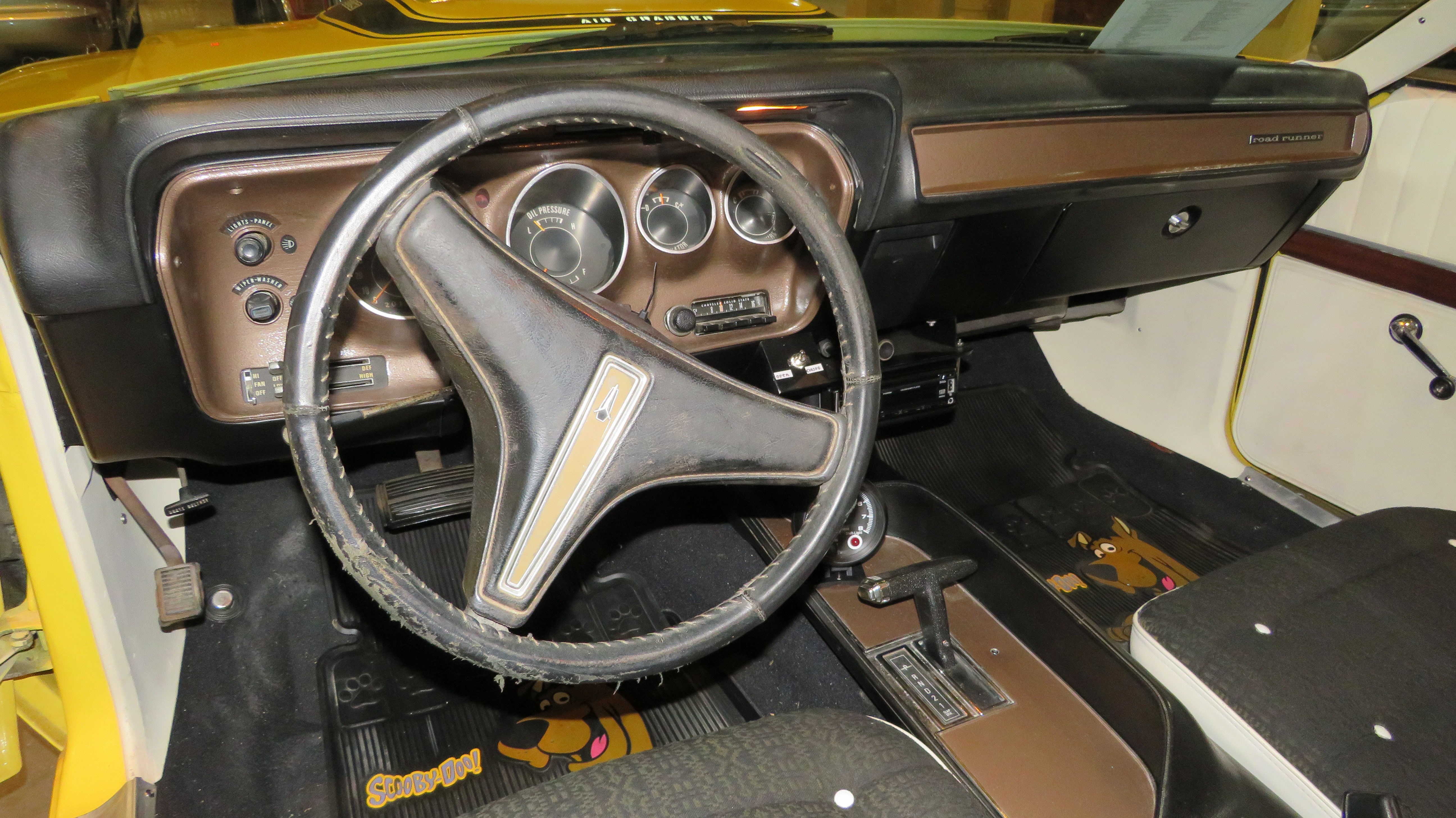 5th Image of a 1974 PLYMOUTH ROADRUNNER