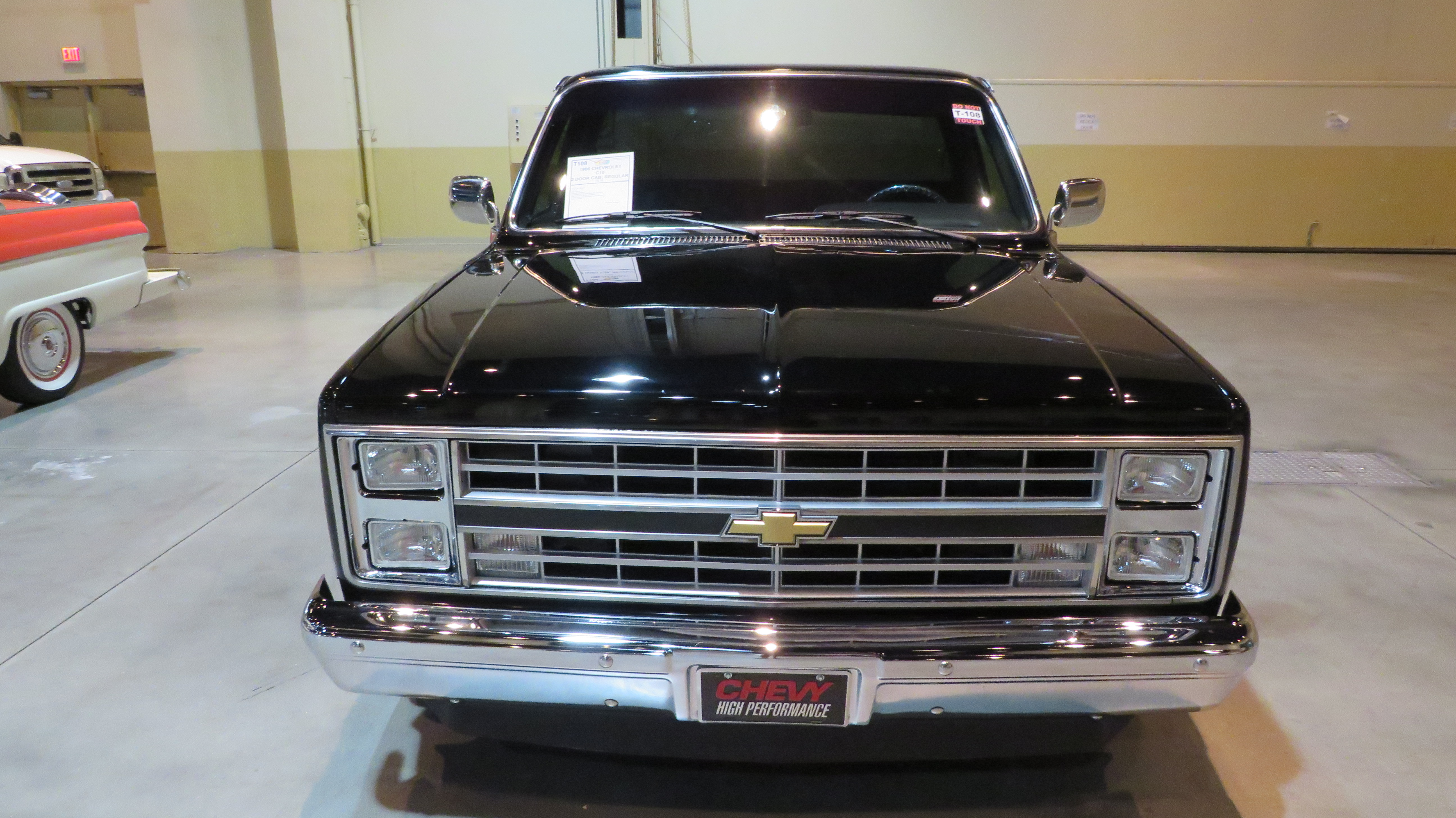 3rd Image of a 1986 CHEVROLET C10