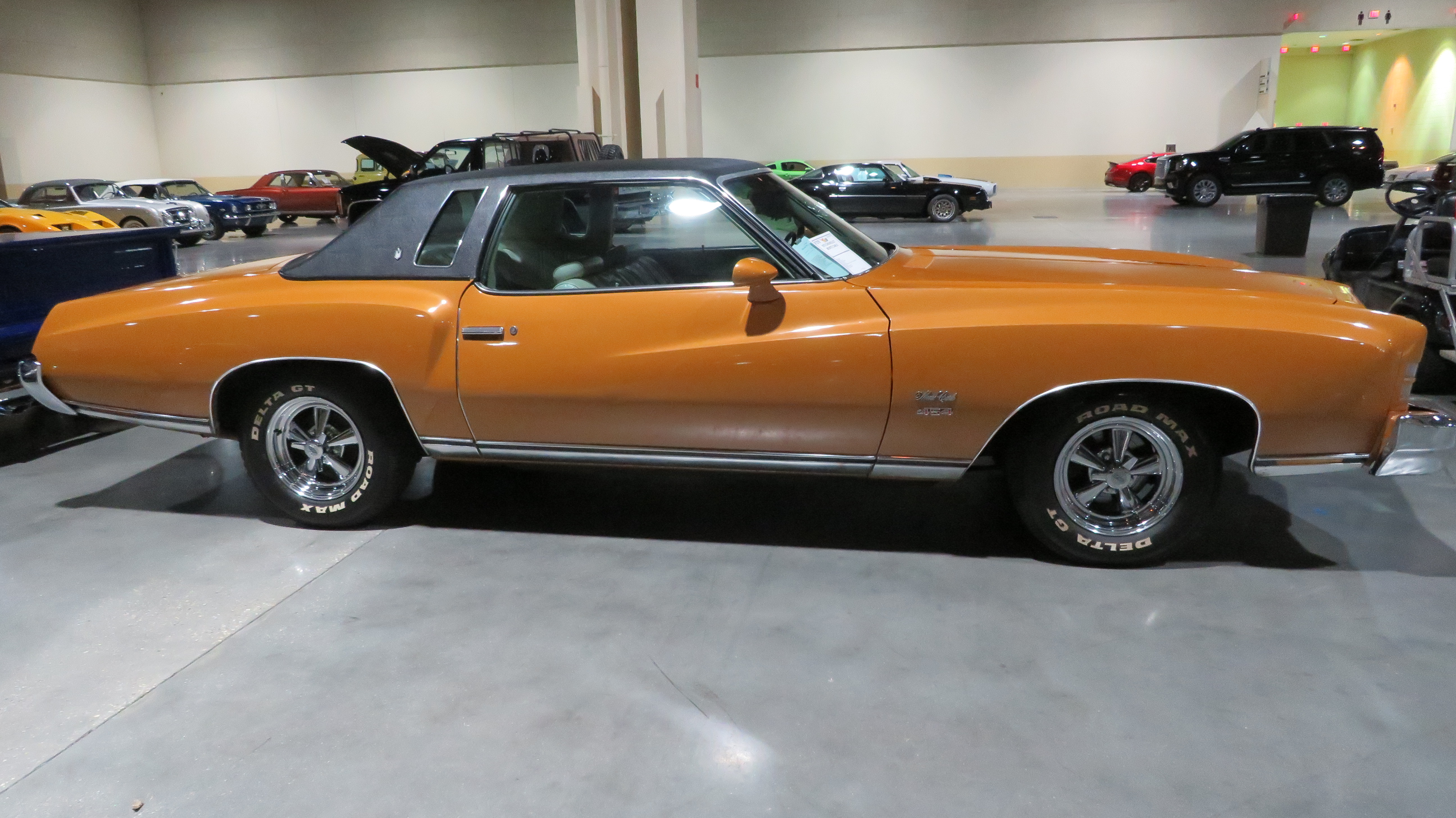 2nd Image of a 1973 CHEVROLET MONTE CARLO