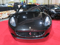 Image 3 of 13 of a 2013 FERRARI CALIFORNIA USA SPYDER