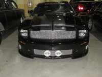 Image 3 of 13 of a 2005 FORD MUSTANG GT