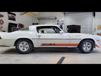 Image 6 of 15 of a 1979 CHEVROLET CAMARO Z28