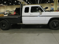 Image 3 of 13 of a 1993 DODGE D350 PICKUP 1 TON