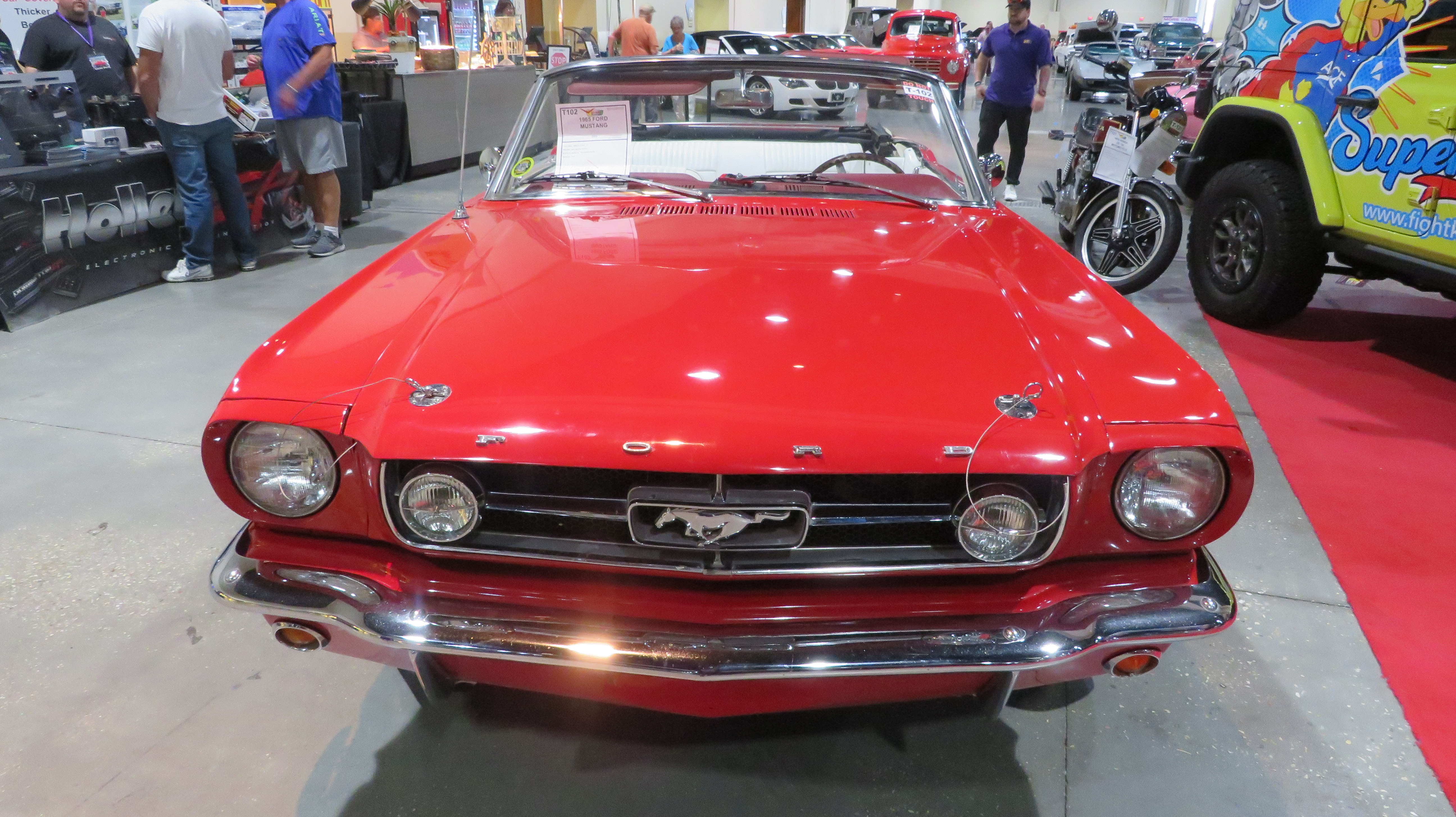 1st Image of a 1965 FORD MUSTANG