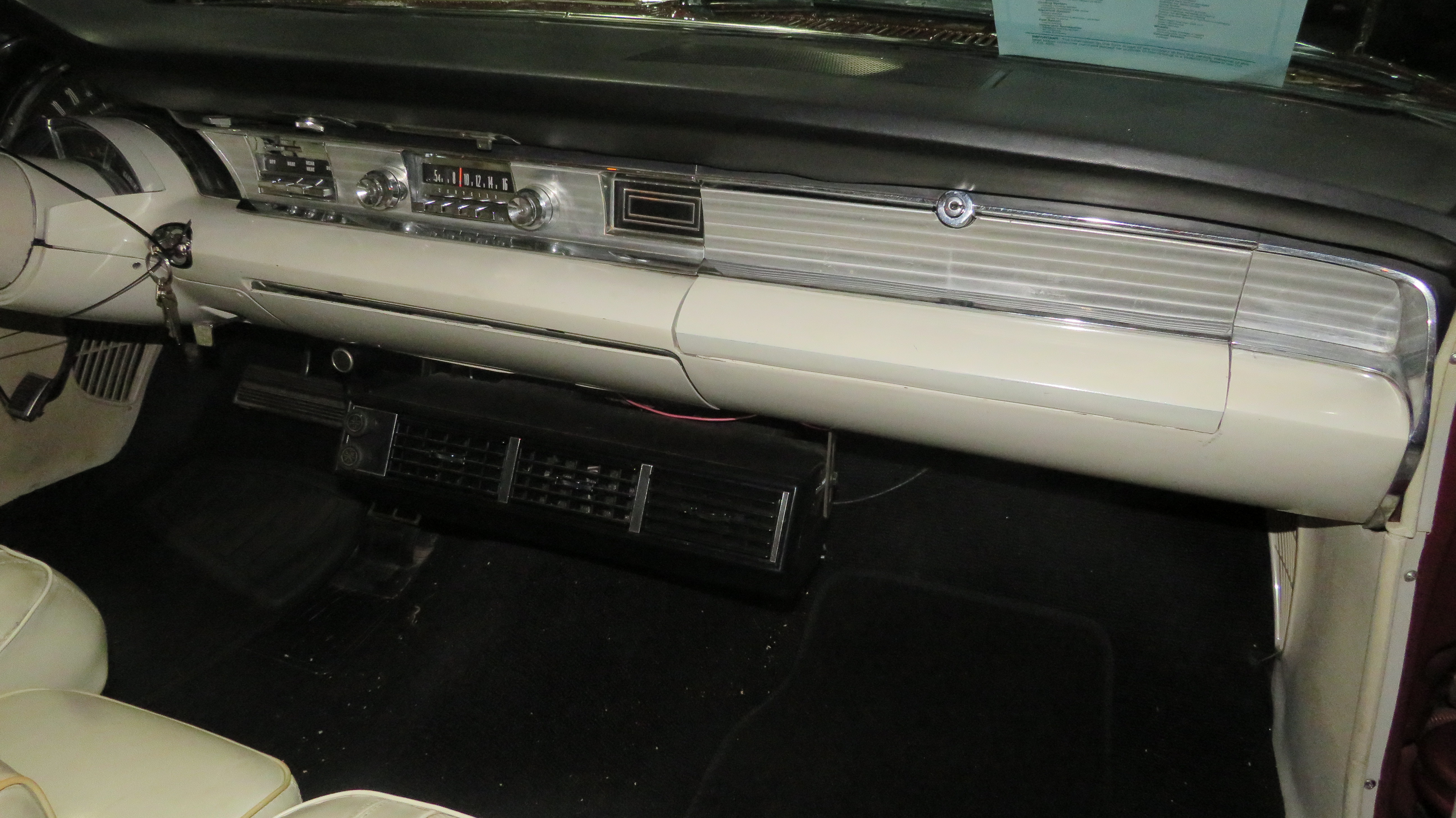 5th Image of a 1965 CHRYSLER 300L