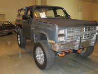 Image 2 of 14 of a 1985 CHEVROLET BLAZER 1/2 TON; K5/K10