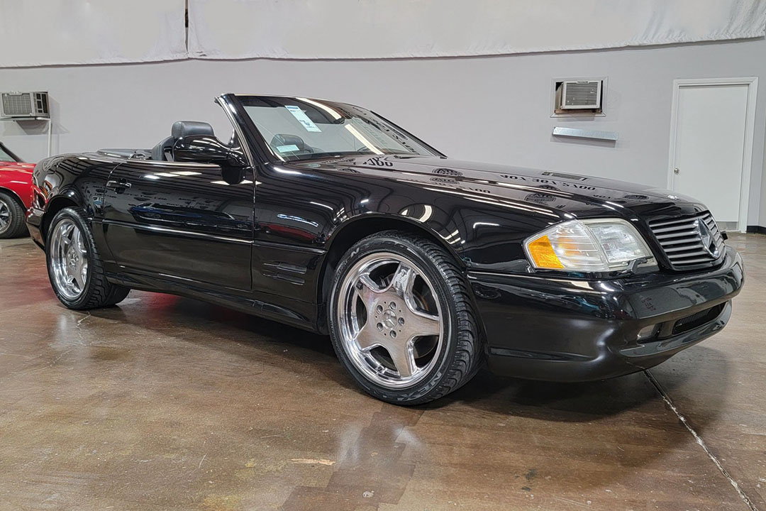 2nd Image of a 2001 MERCEDES-BENZ SL500