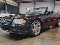 Image 2 of 21 of a 2001 MERCEDES-BENZ SL500