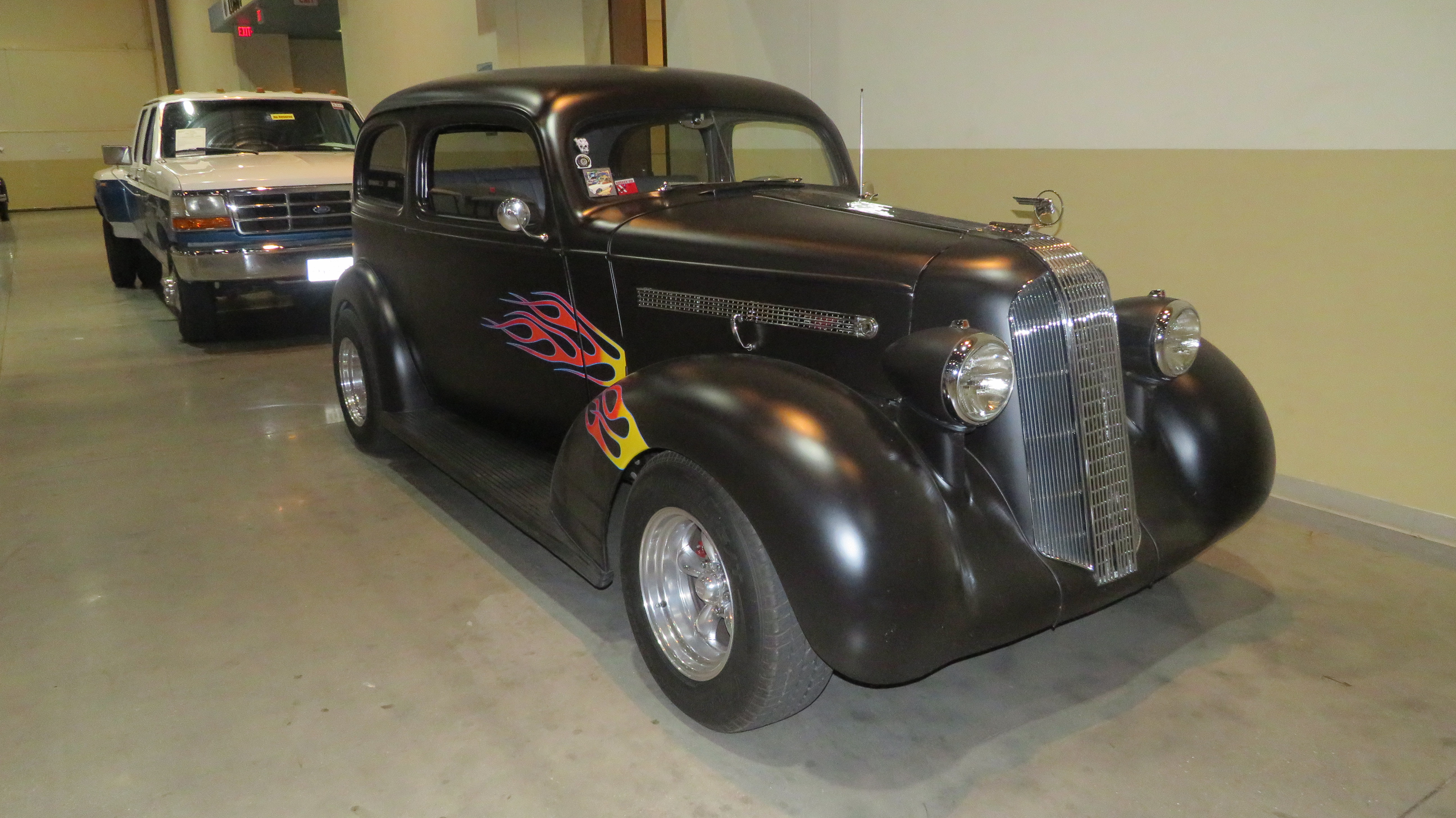 1st Image of a 1935 PONTIAC CUSTOM