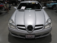 Image 4 of 12 of a 2008 MERCEDES-BENZ SLK