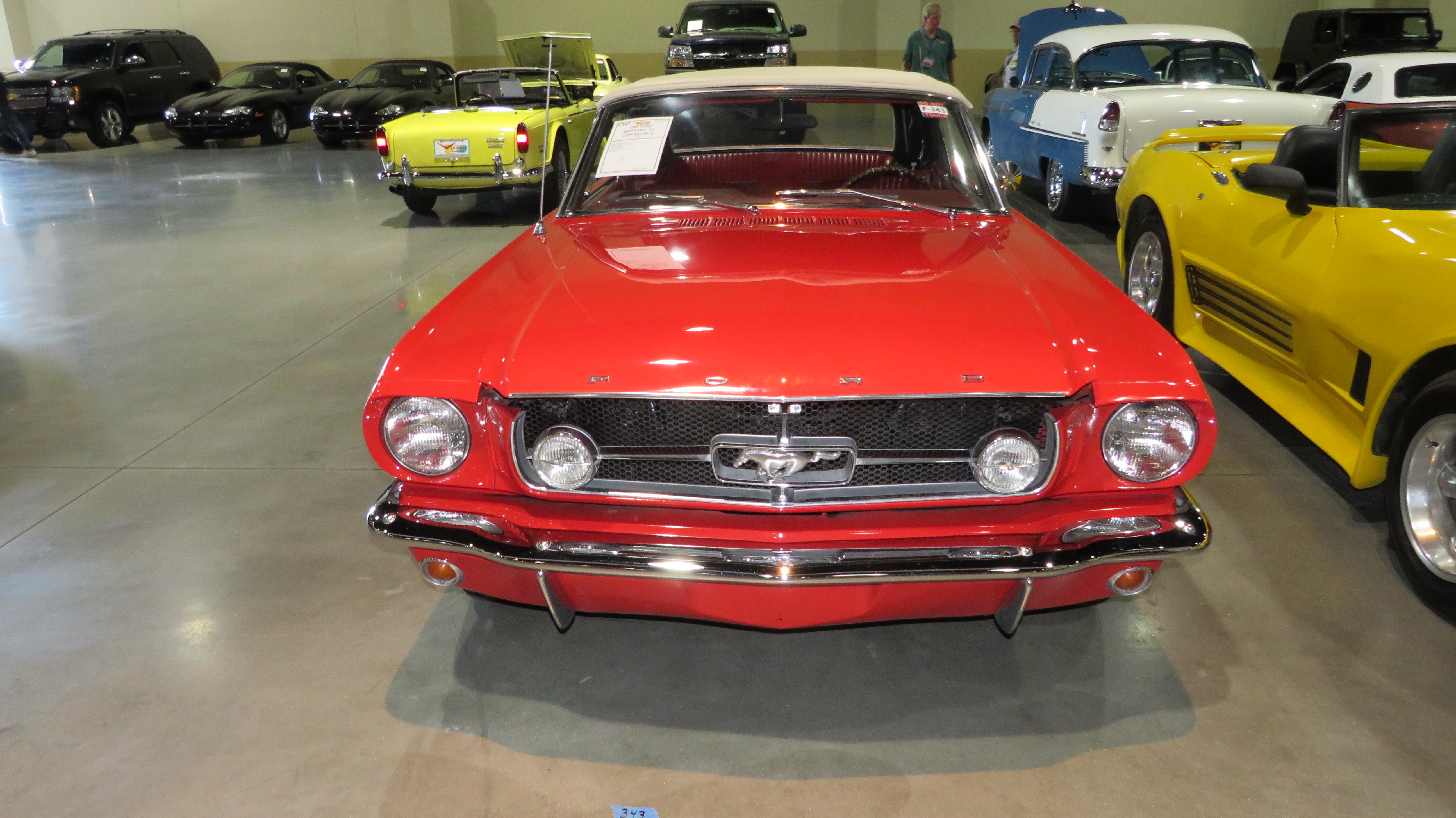 2nd Image of a 1965 FORD MUSTANG  GT